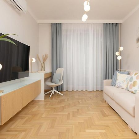 Bright Apartment Kasprzaka Warsaw Wola Near Metro Station By Noclegi Renters Varsóvia Exterior foto