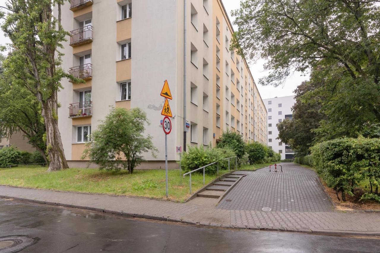 Bright Apartment Kasprzaka Warsaw Wola Near Metro Station By Noclegi Renters Varsóvia Exterior foto